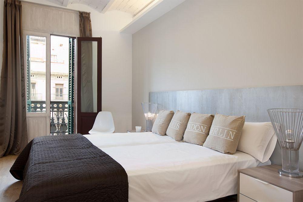 Rent Top Apartments Near Plaza De Catalunya Barcelona Exterior foto