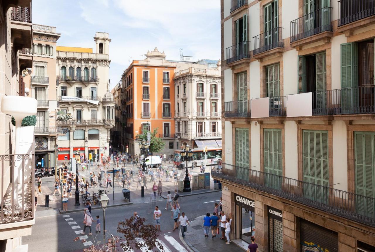Rent Top Apartments Near Plaza De Catalunya Barcelona Exterior foto